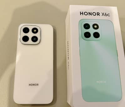 Honor X6C 6 / 128 GB Moonlight White
