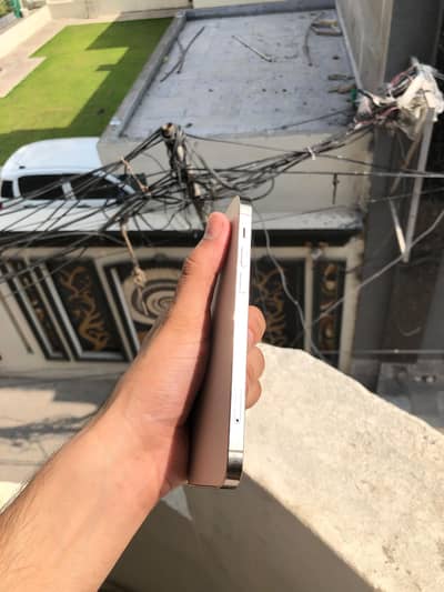Apple iPhone 12 Pro