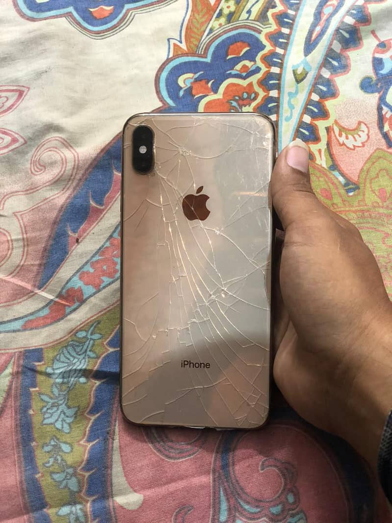 Apple iPhone XS Max 0
