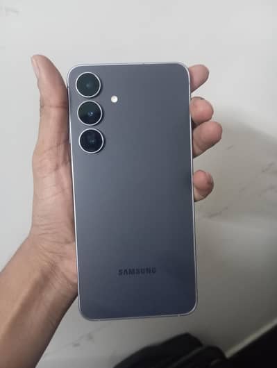 Samsung s25 FE with box