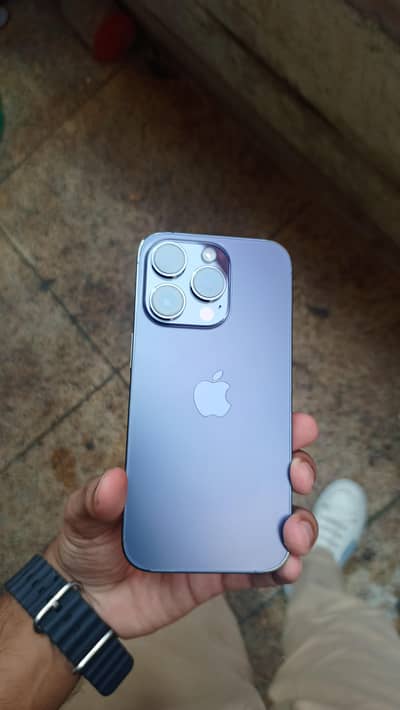 Apple iPhone 14 Pro