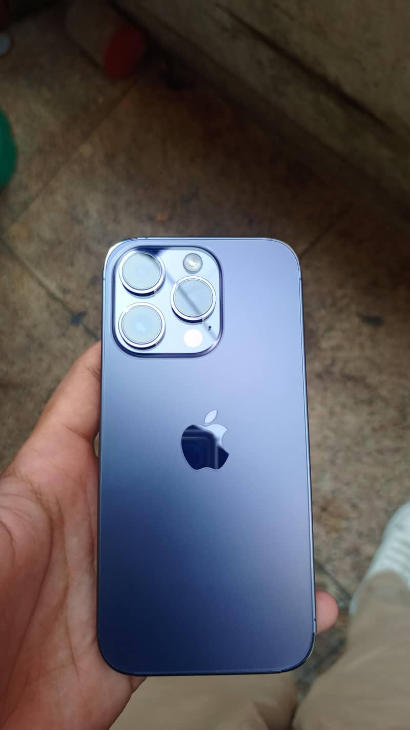 Apple iPhone 14 Pro 4