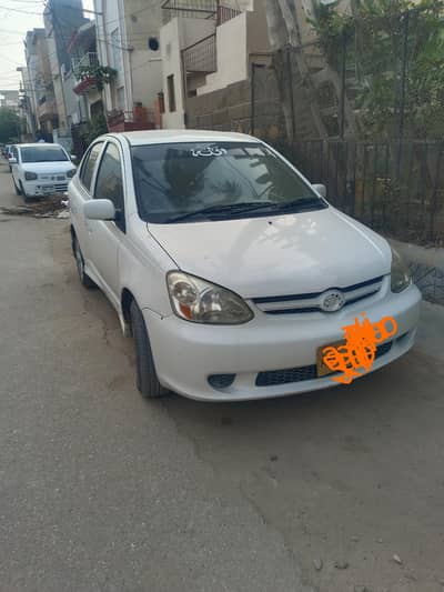 Toyota Platz 2003