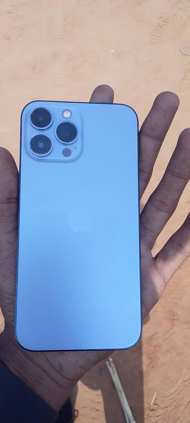 Apple iPhone 13 Pro Max 0