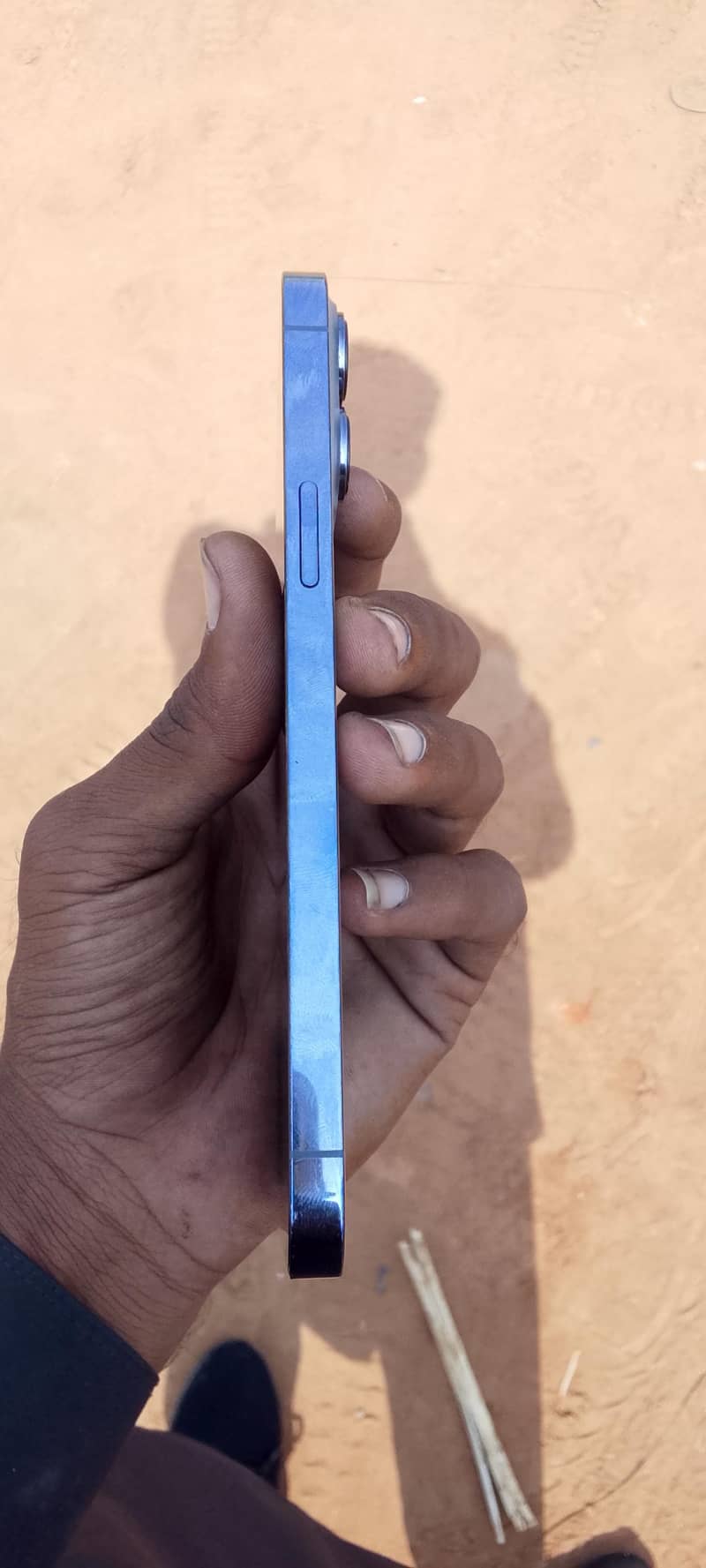 Apple iPhone 13 Pro Max 2