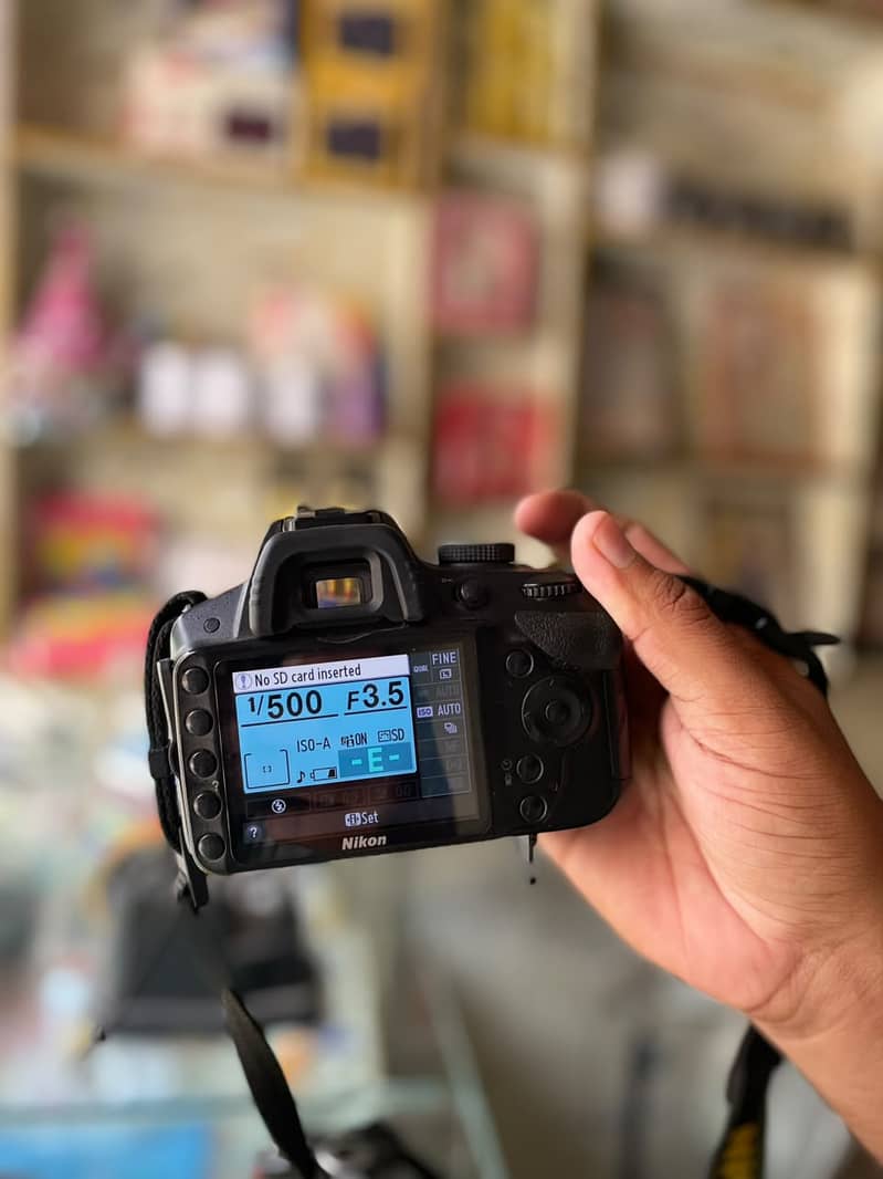 Nikon D3200 2