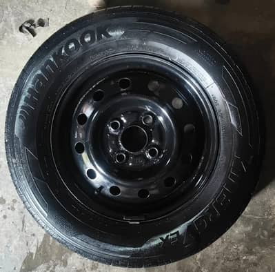 Spare wheel 13