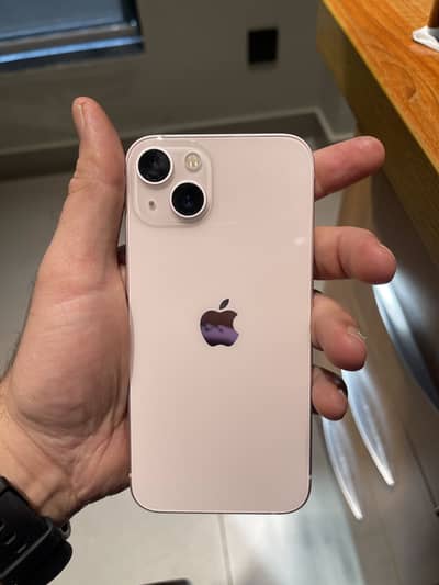 Apple iPhone 13