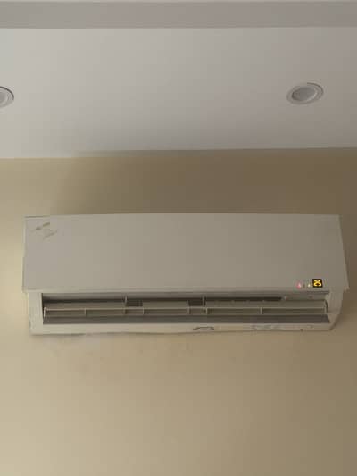 Haier 1.5 ton split AC mint condition chill cooling