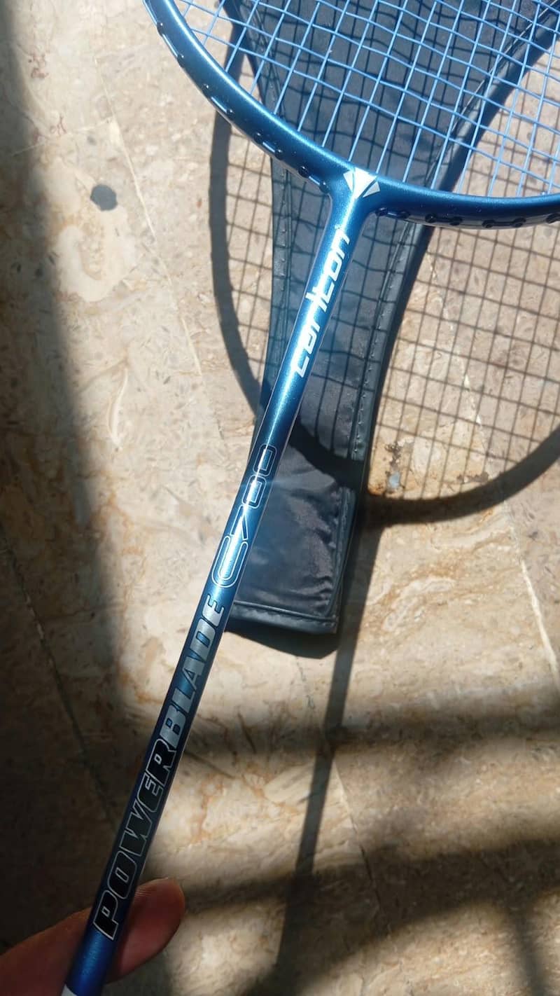 Carlton C700 1