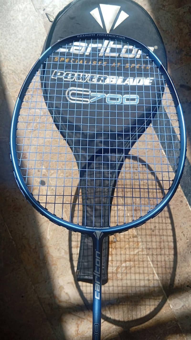 Carlton C700 2