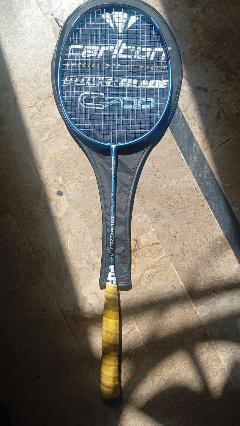 Carlton C700 3