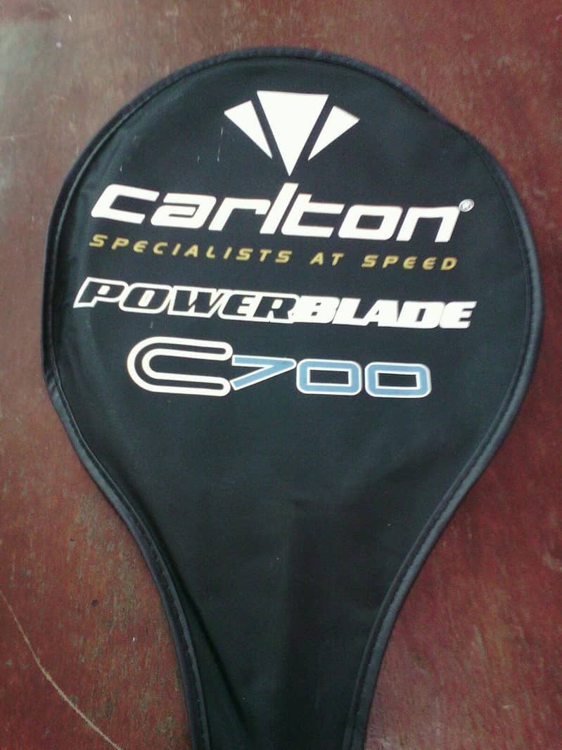 Carlton C700 4