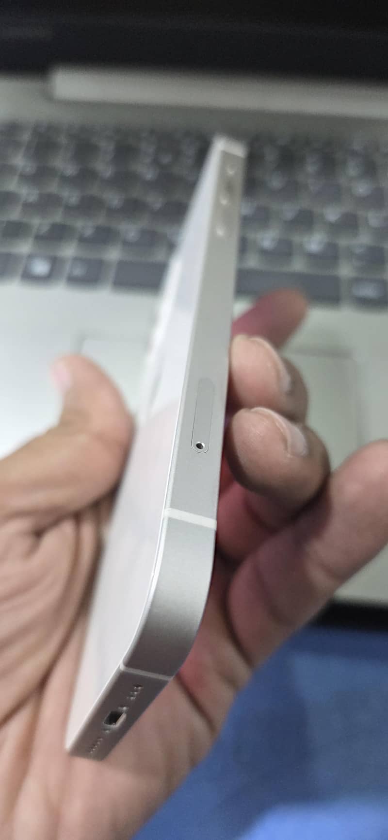Apple iPhone 12 1