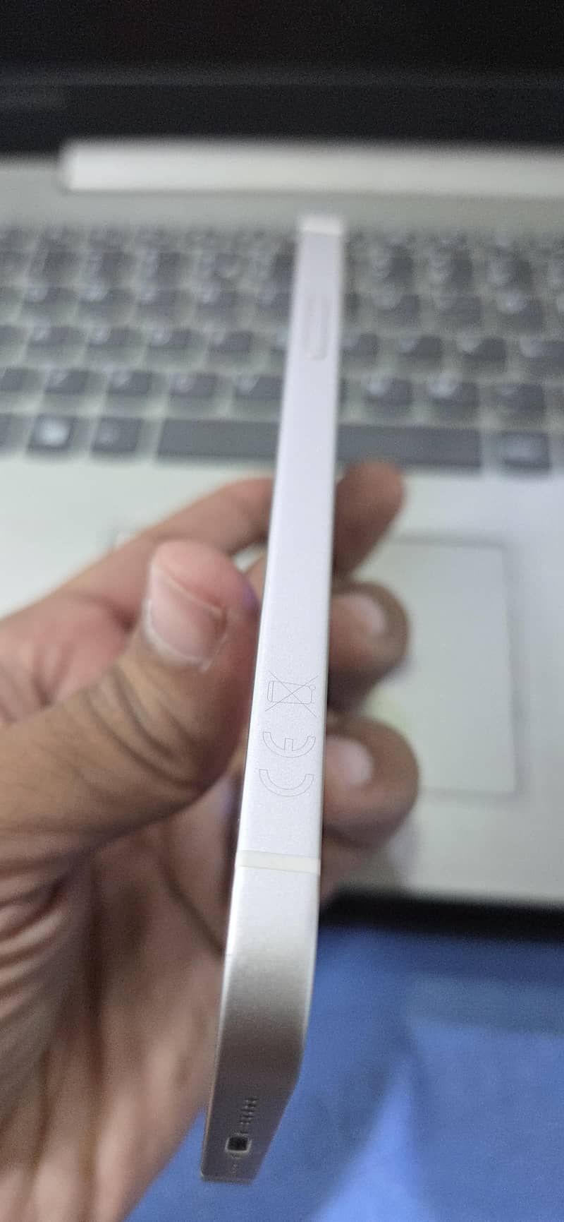 Apple iPhone 12 2