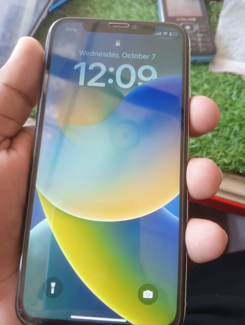 Apple iPhone X 1