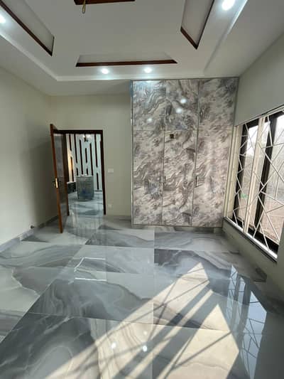 10 Marla 2 Bed Portion Available For Rent In Lahore