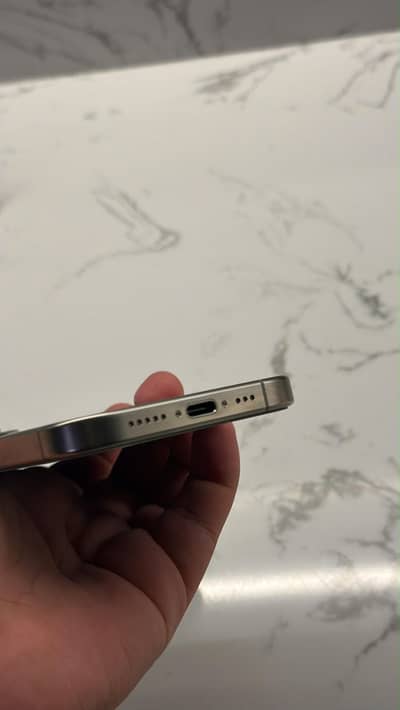 Apple iPhone 15 Pro