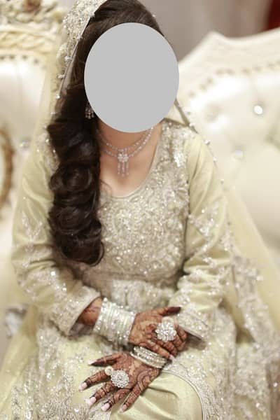Bridal sout
