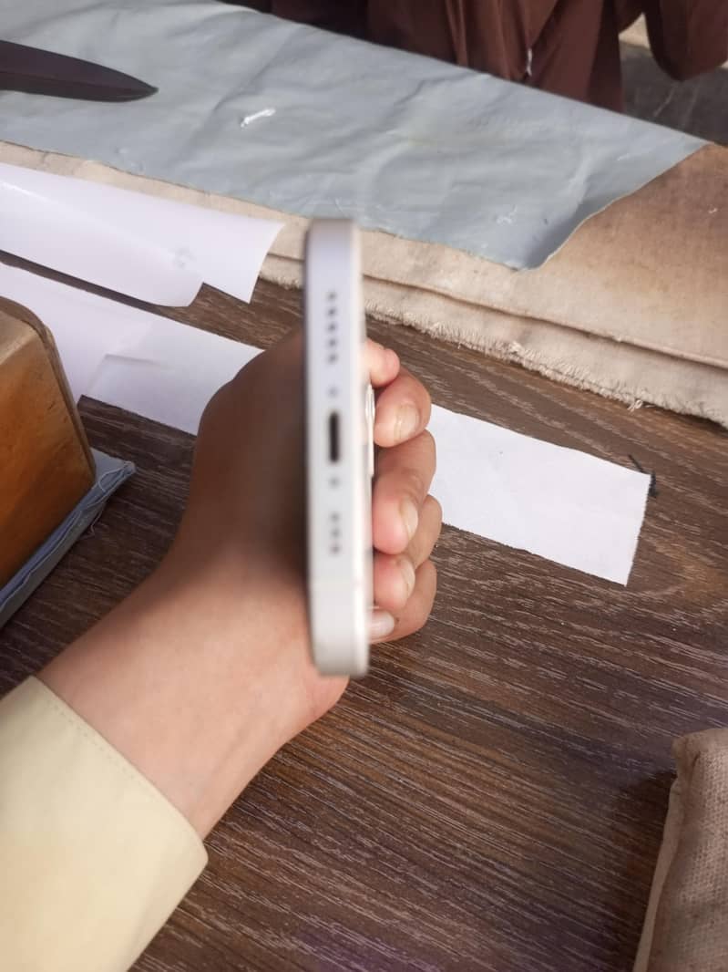 iphone 12 3