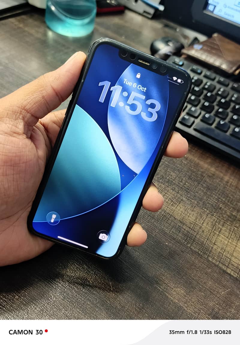 Apple iPhone 11 Pro 1