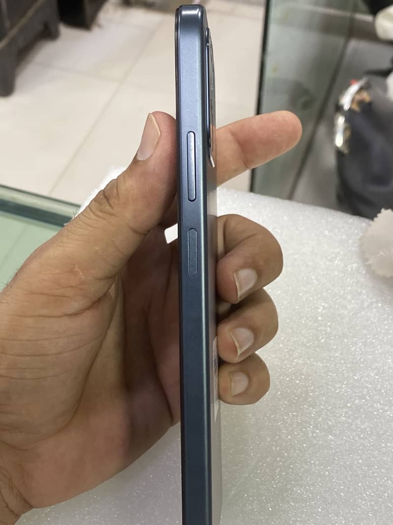 OPPO A6 4
