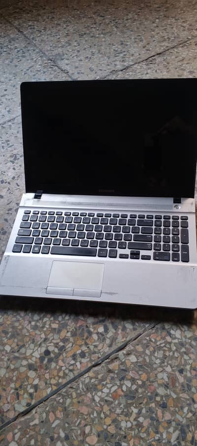 Samsung laptop original condition best for social use