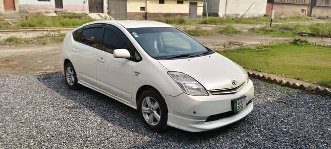 Toyota Prius G 2007 2013 Full Option Pearl White