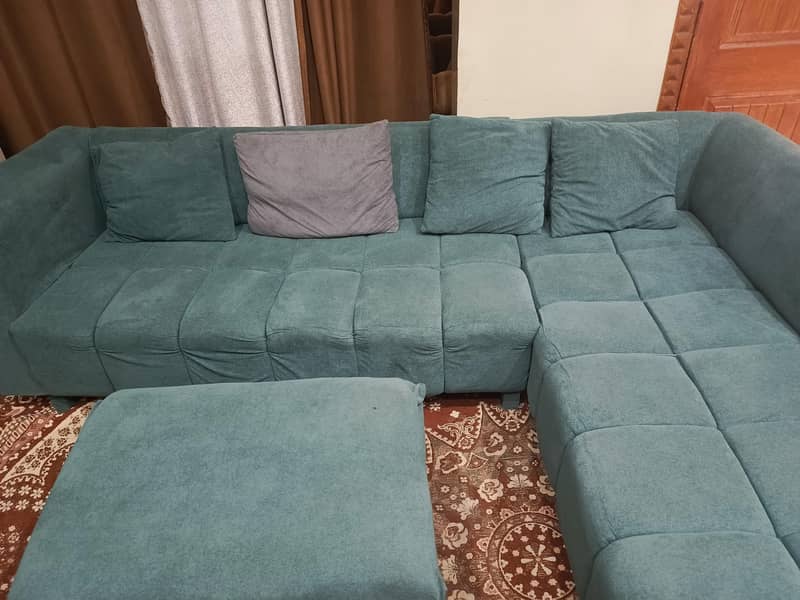 L shape sofa 0