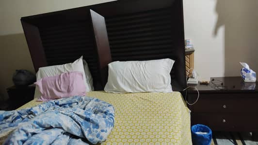 Bed chenone/Sofa 7 seater/Tea trolley