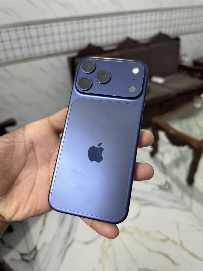 iphone 17 pro max 2