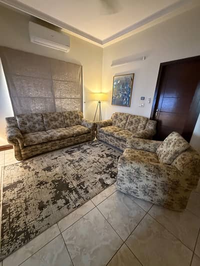 Sofa set