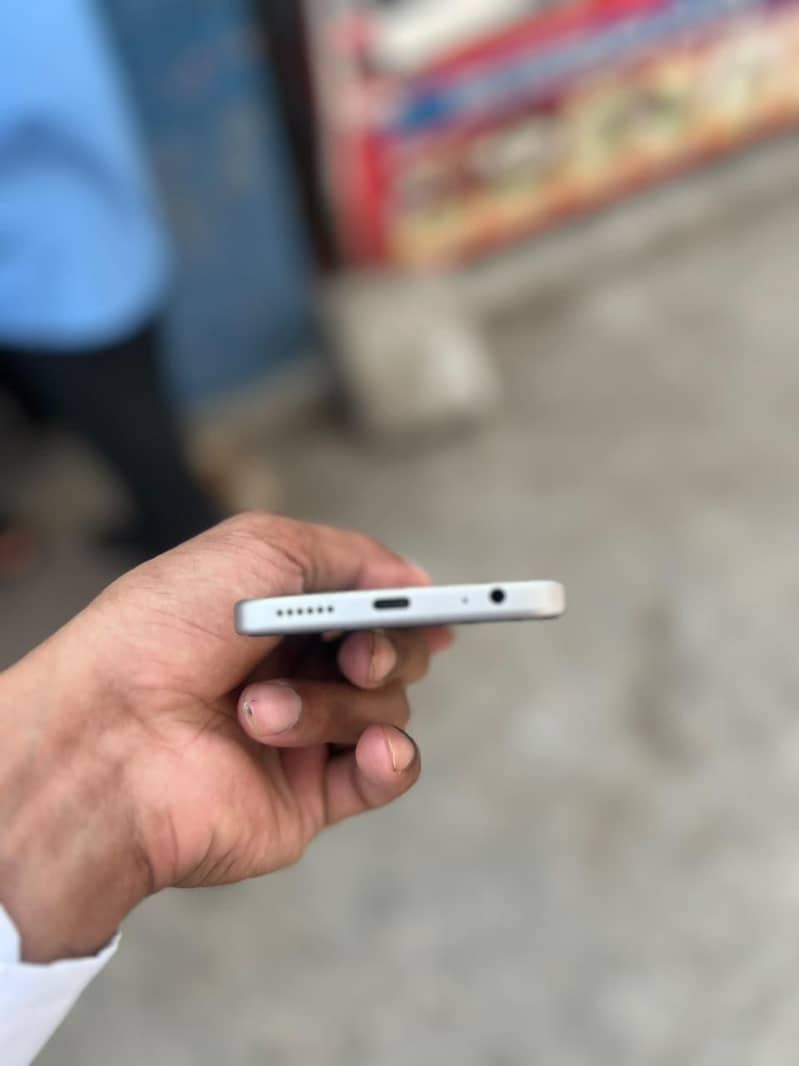 Itel City 100 3