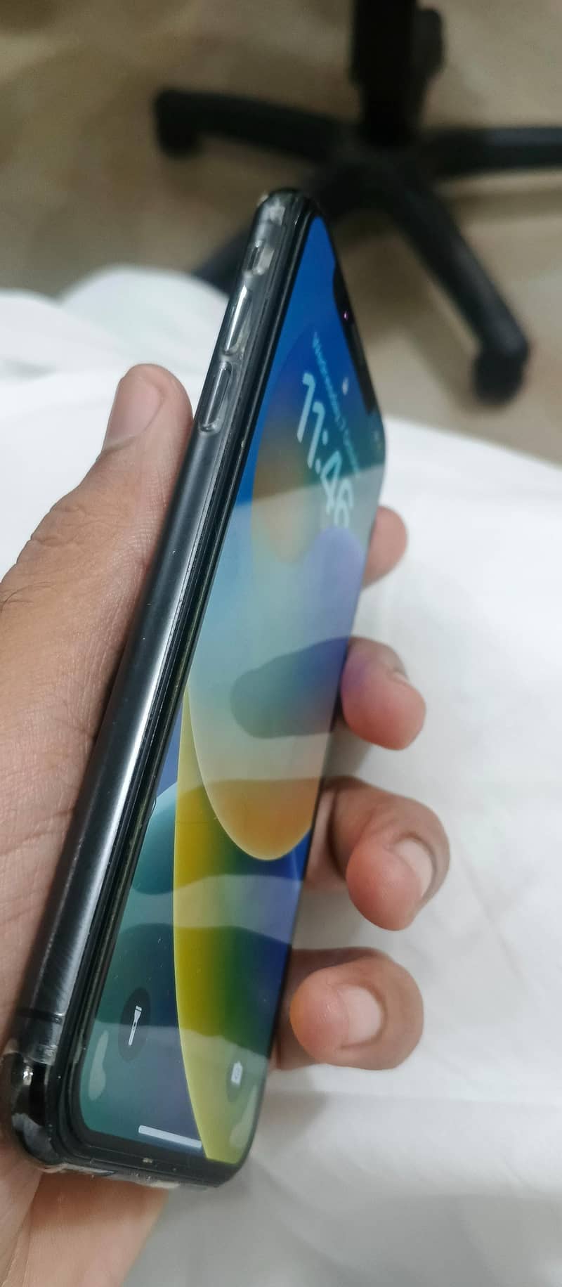Apple iPhone X 3
