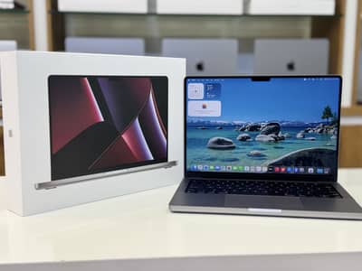 Apple MacBook Pro M2 — 32GB / 2TB With Original Charger Box