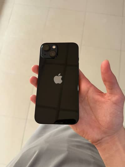 Apple iPhone 13