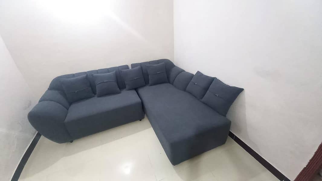 5  seater  L shape sofa 0