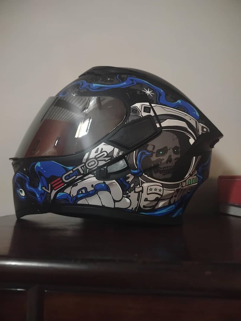 Vector skeleton 254 helmet. 1