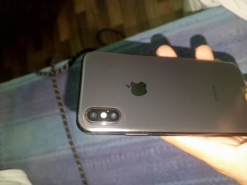 Apple iPhone X 0