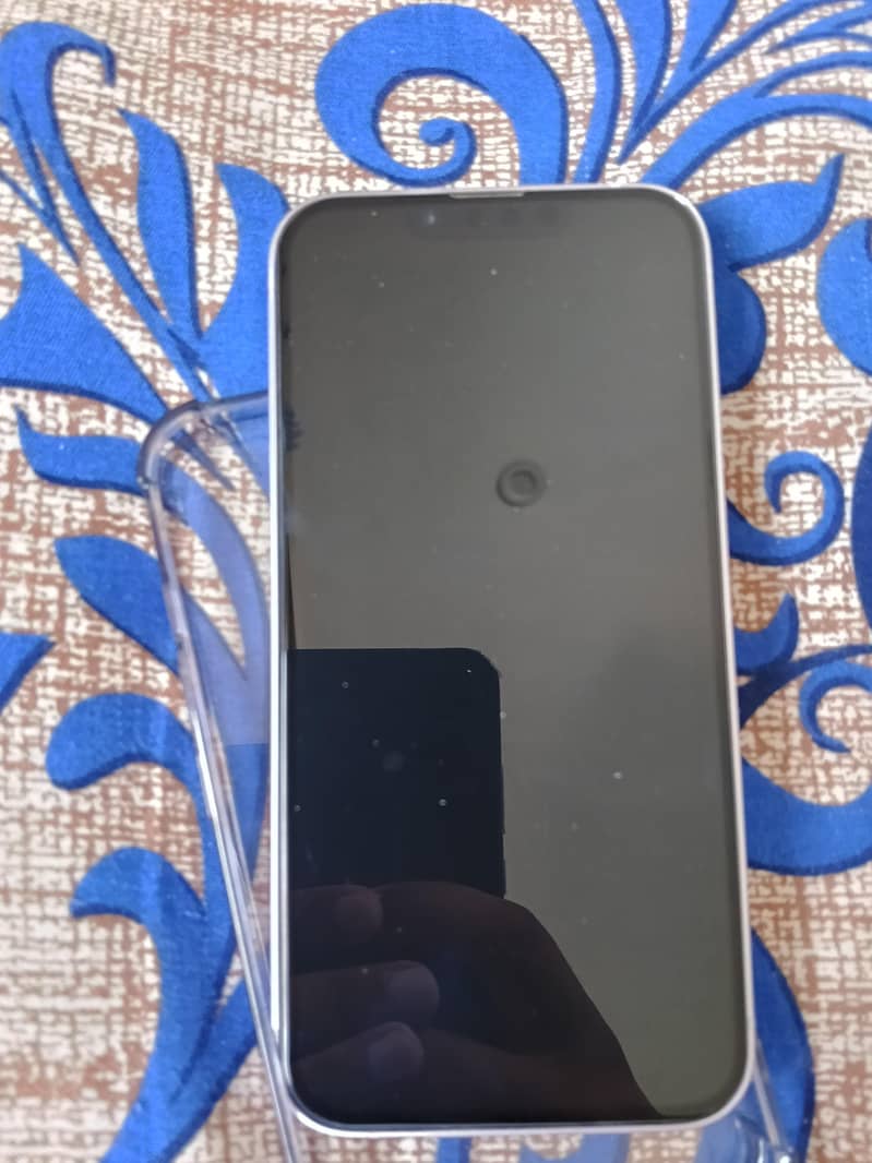 Apple iPhone 14 4