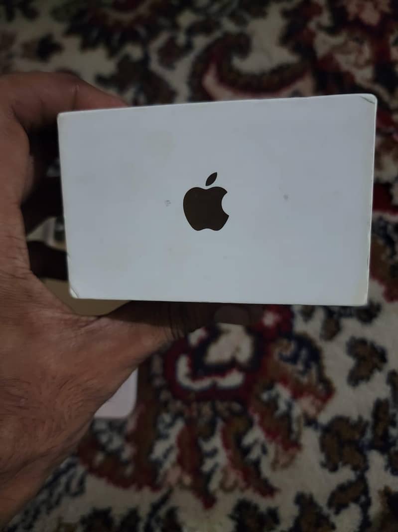 Apple iPhone XS Max 6