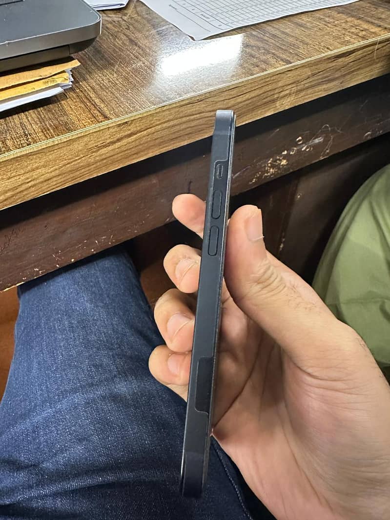 Apple iPhone 14 1
