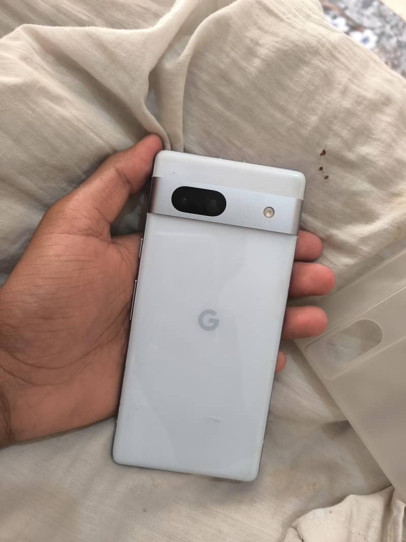 Google Pixel 7a 1