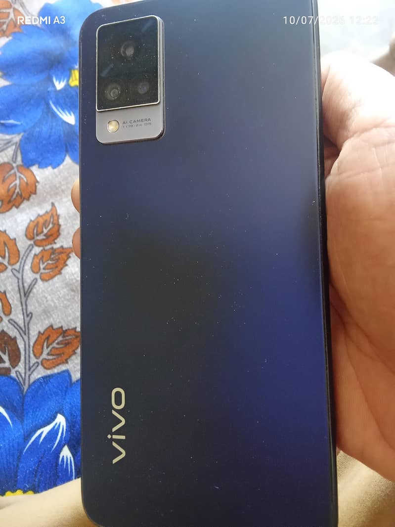 Vivo V21 0
