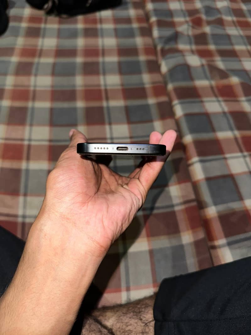 Apple iPhone 15 Pro 5