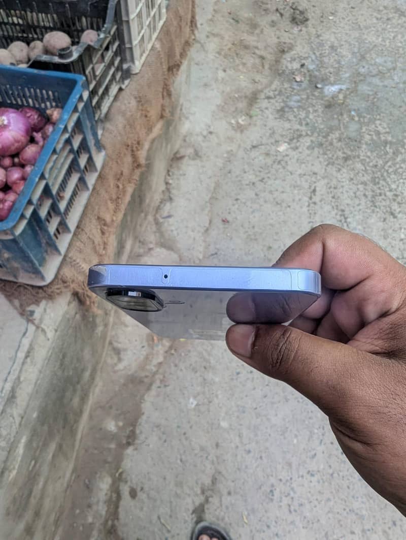 Samsung Mobile A07 3