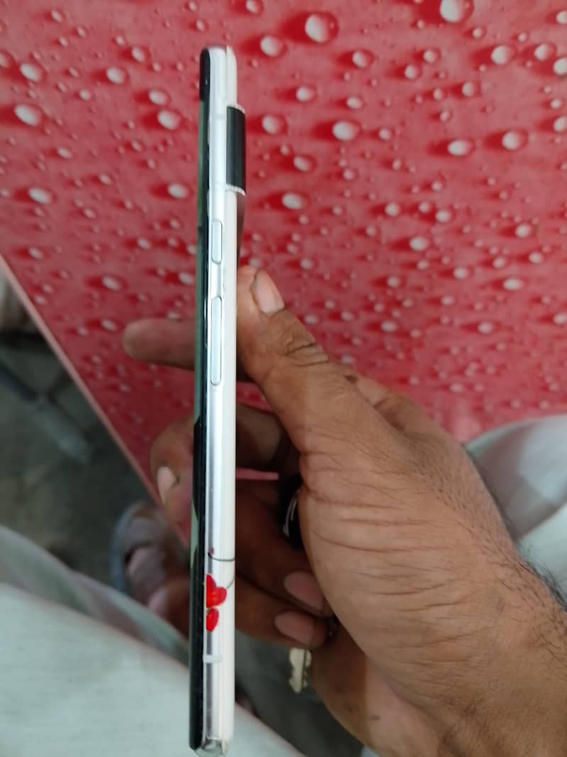 Google Pixel 6 Pro 4