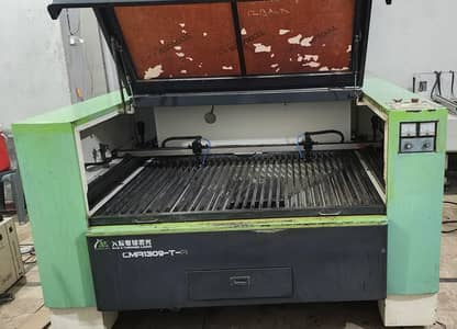 Laser cutting 4x3 ft