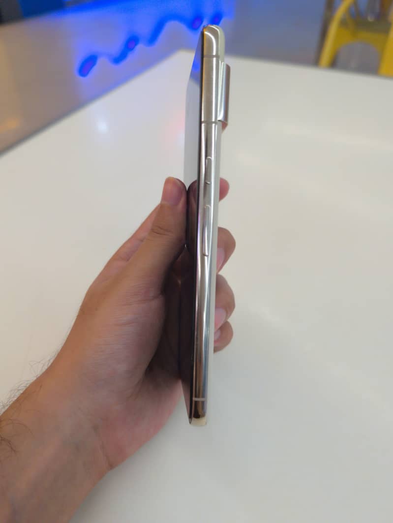 Google Pixel 8 Pro 3