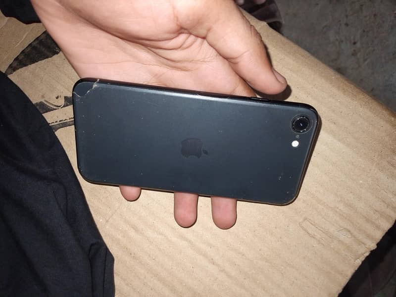 Apple iPhone SE 0